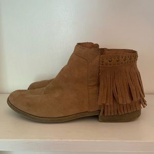 Merona Suede Fringe Booties sz8.5